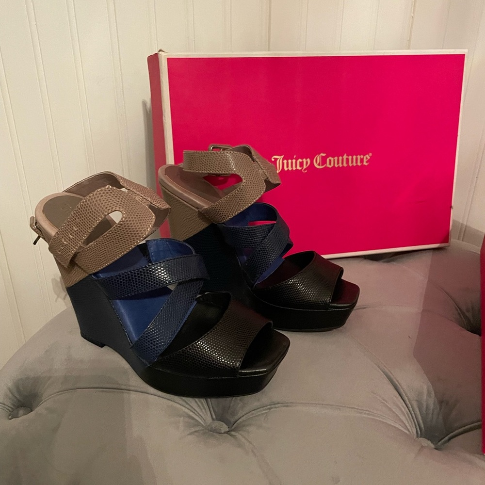 Juicy Couture Wedge Sandals